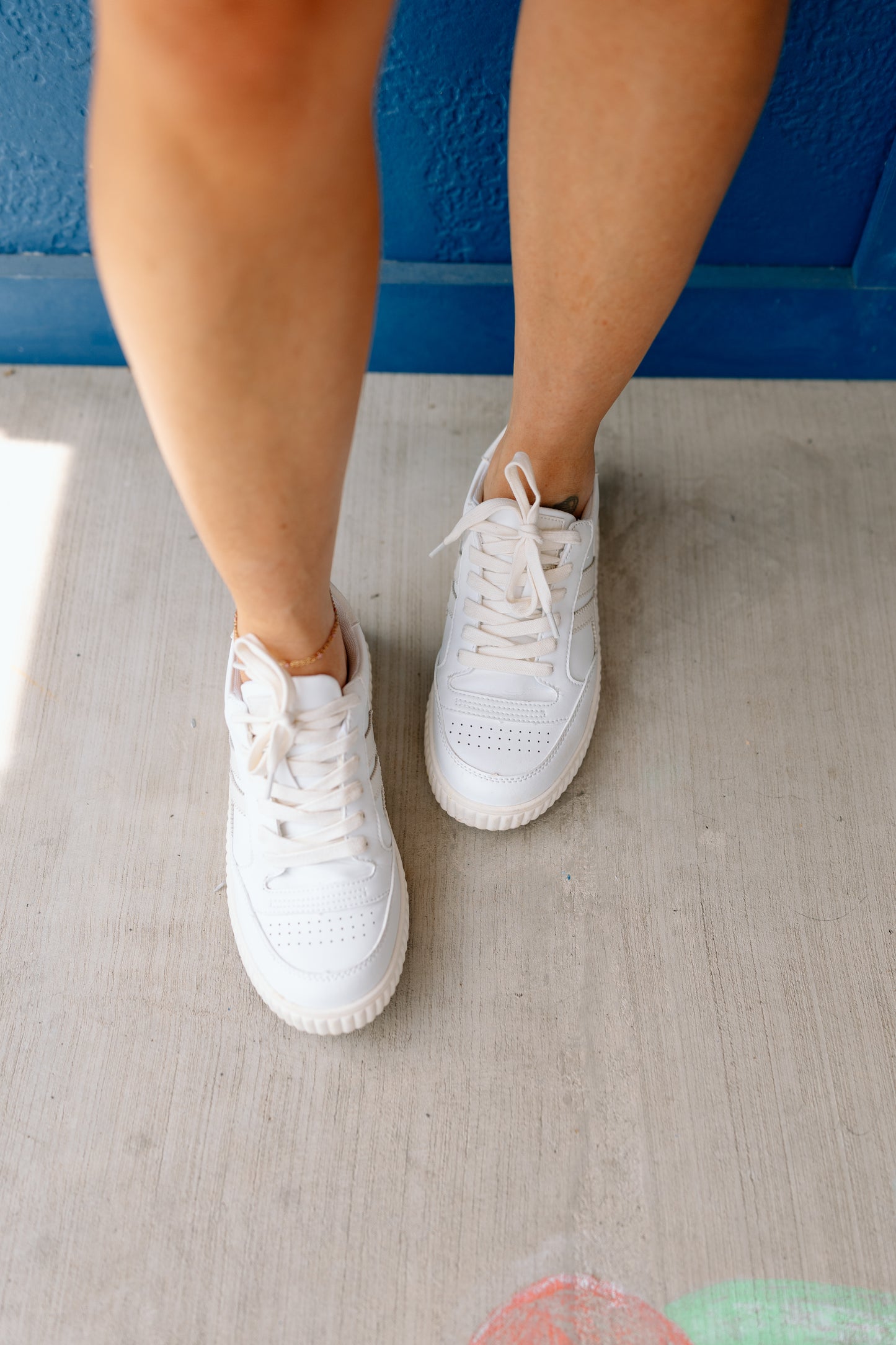 Avery Sneaker