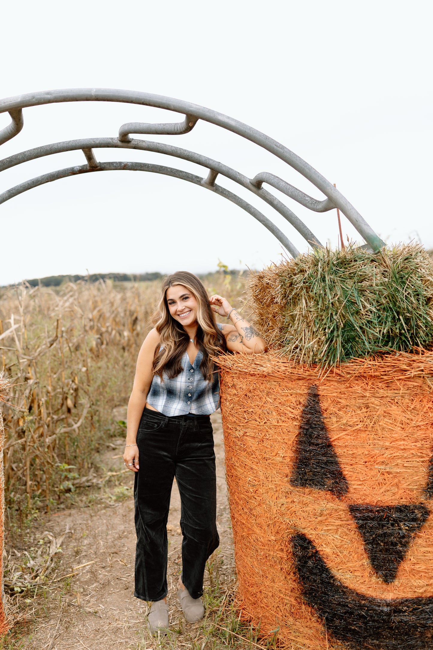 Wyatt Corduroy Barrel Jean