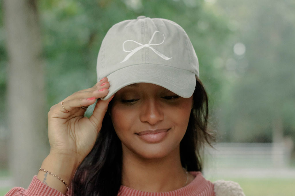 She's a Lady Bow Baseball Cap