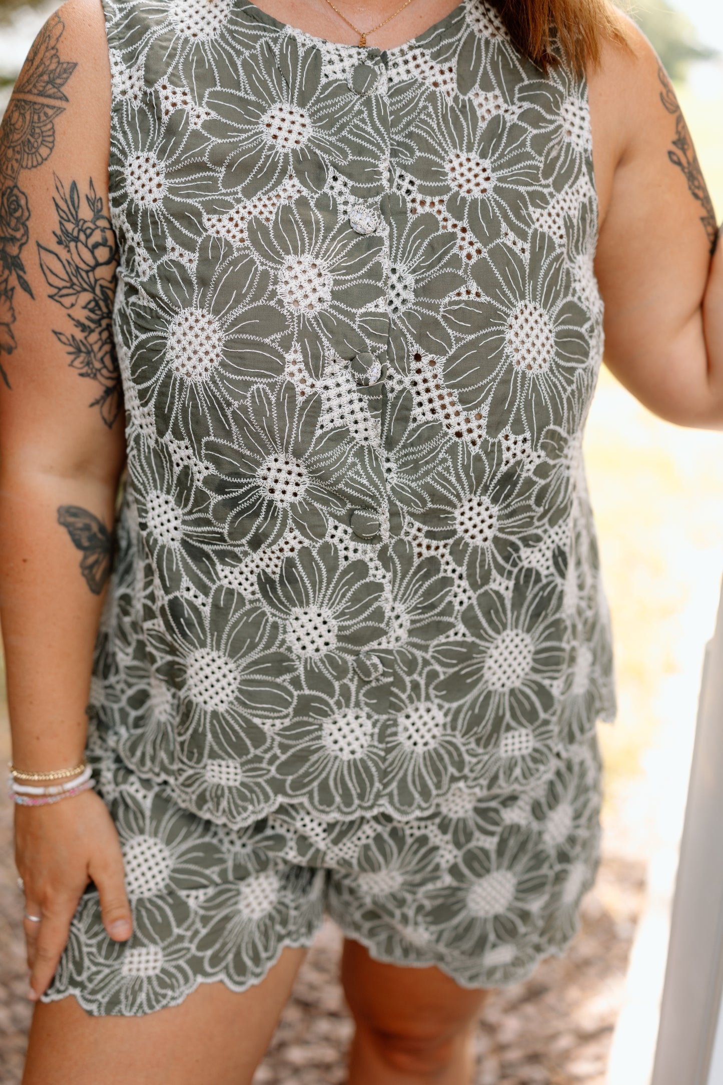 Zoe Eyelet Set