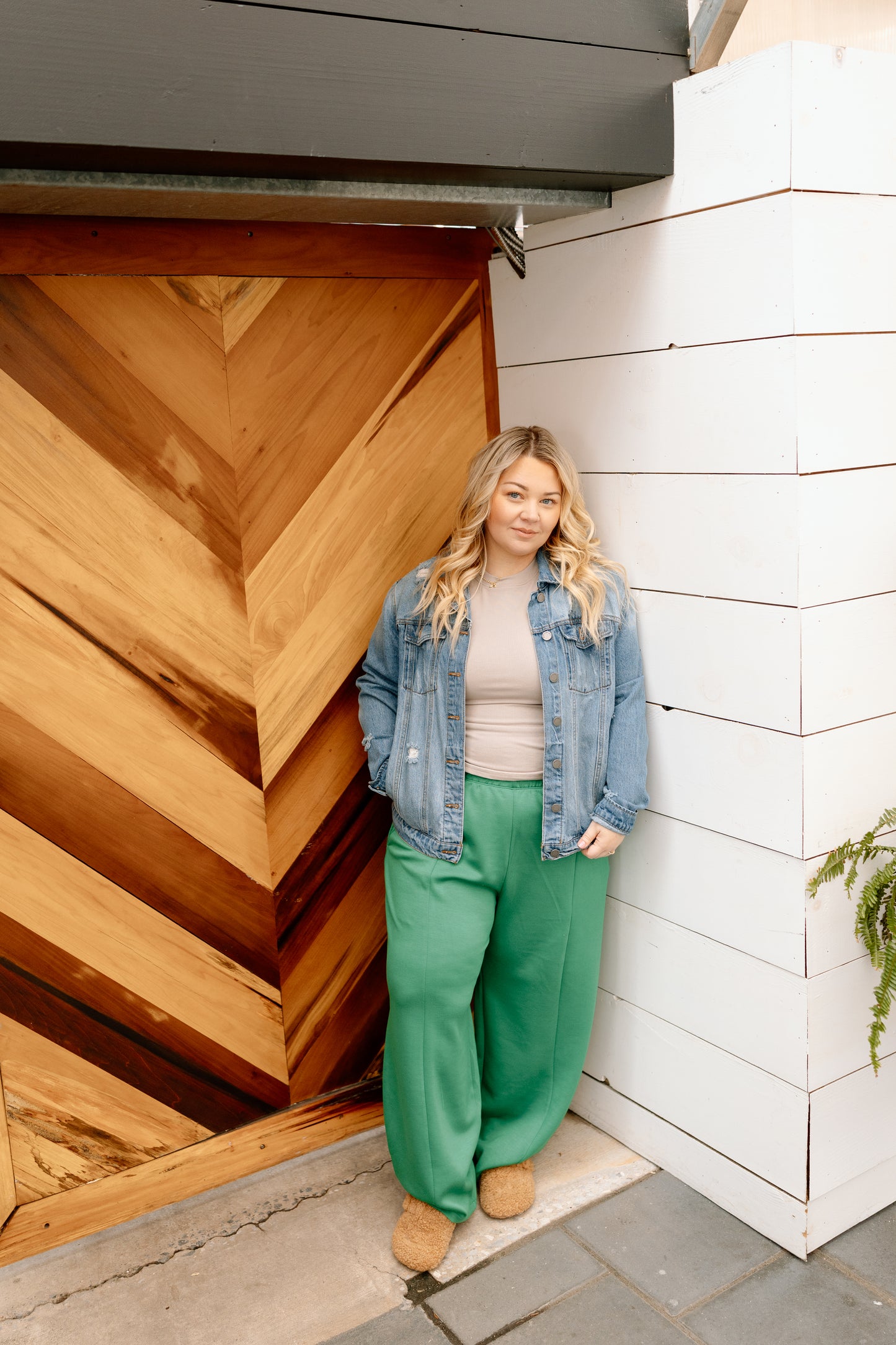 Noor Soft Knit Barrel Pant