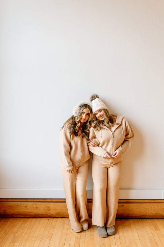 Freya Sweater Zip Up