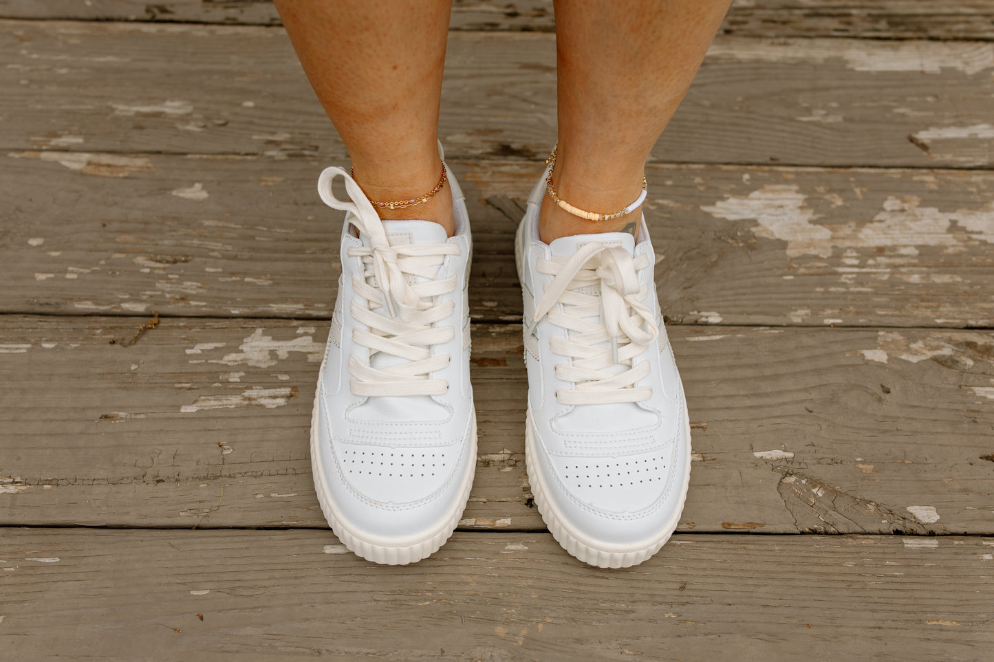 Avery Sneaker