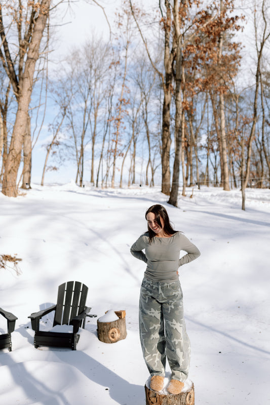 Helley Camo Barrel Jean