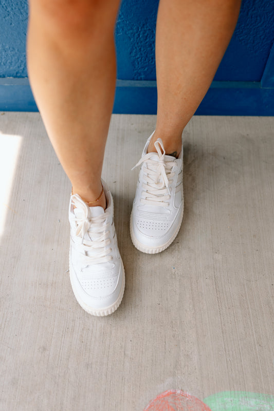 Avery Sneaker